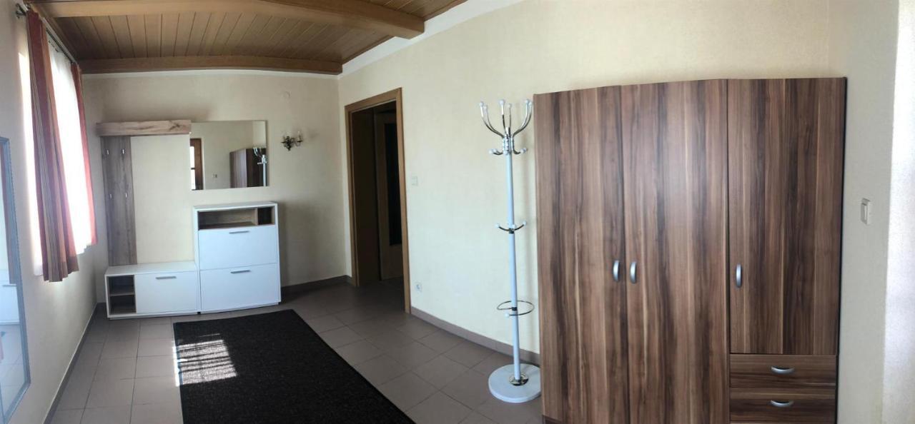 Ferienwohnung Strohmaier Kitzeck im Sausal Bagian luar foto